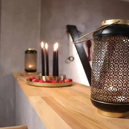 Les Secrets Du Chateau - *